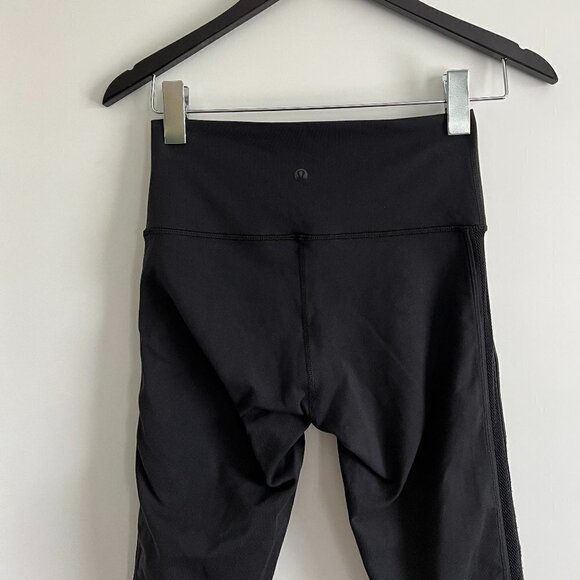 Lululemon | Black Mesh Side Stripe Crop Leggings - Picture 2 of 5